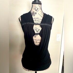 Eight Sixty The Buckle sexy sleeveless tee